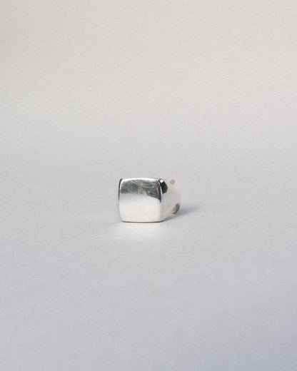 Ready-to-Ship | Wave Signet Ring